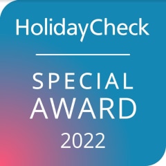 HolidayCheck Special Award badge 2022
